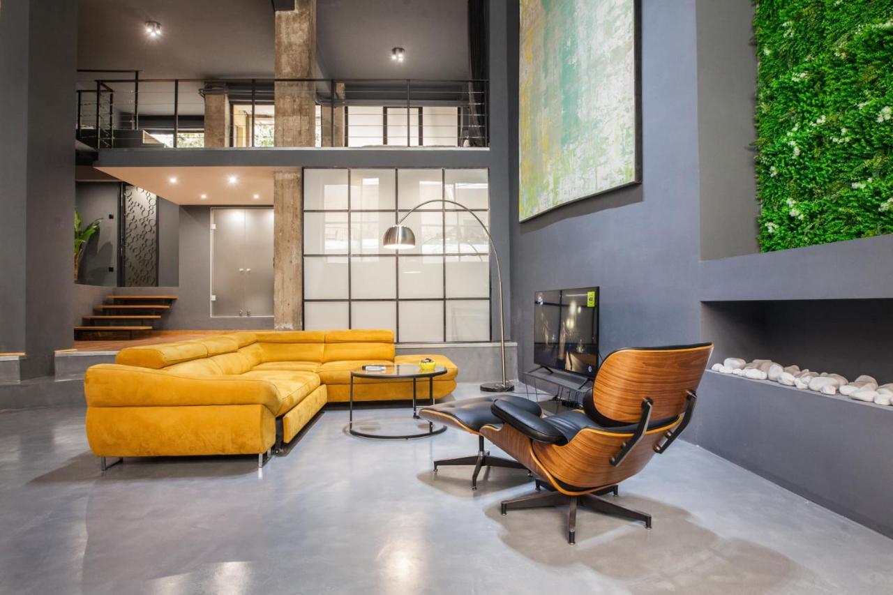 Trendy Industrial Apt Next To Museum Of Acropolis เอเธนส์ ภายนอก รูปภาพ